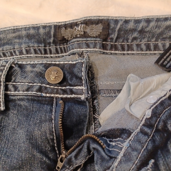 YMI JEAN, CAPRIS, WOMENS SIZE 5 - Picture 5 of 7